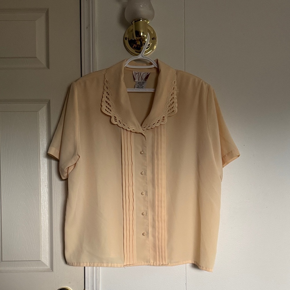 Vintage Sears ‘IMAGE’ Butter Yellow Blouse with Cutout Collar